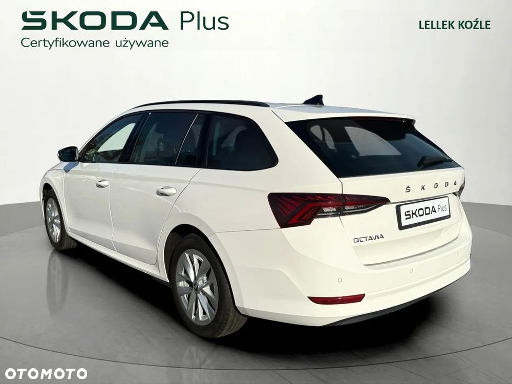 Skoda Octavia IV Kombi 20 - 5
