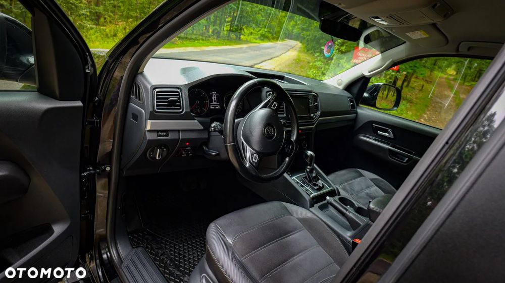 Volkswagen Amarok 3.0 V6 TDi 4MOTION Aventura - 3