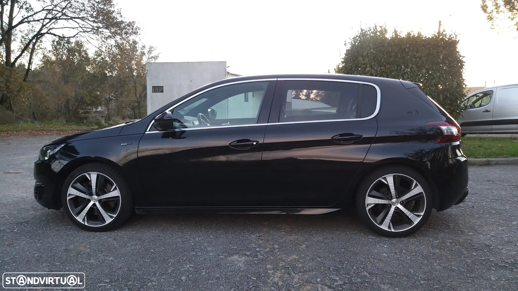 Peugeot 308 BlueHDi 180 EAT6 GT - 28