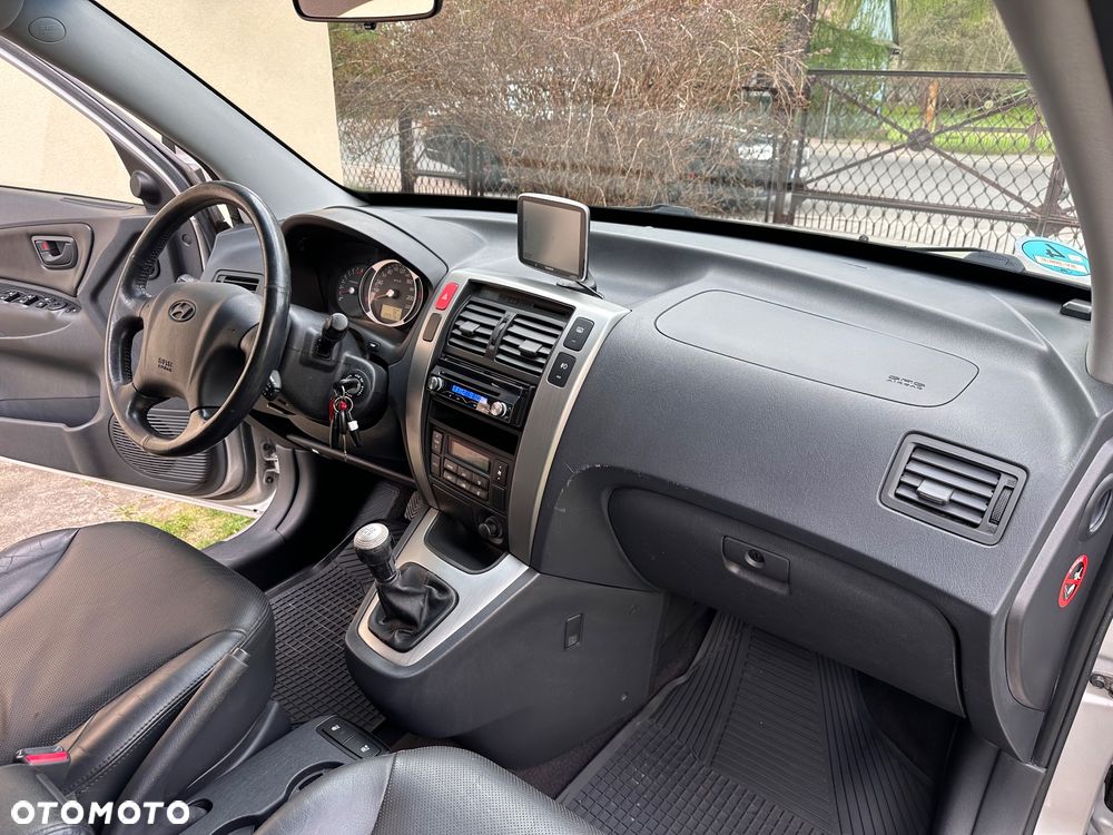 Hyundai Tucson 2.0 4WD GLS - 26