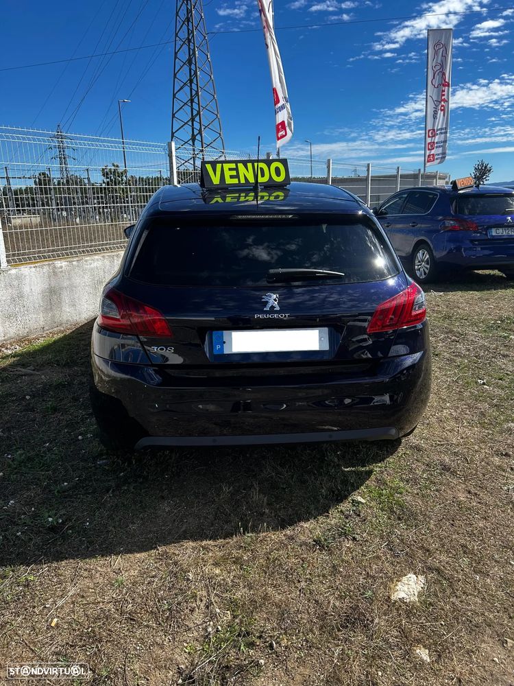 Peugeot 308 - 3
