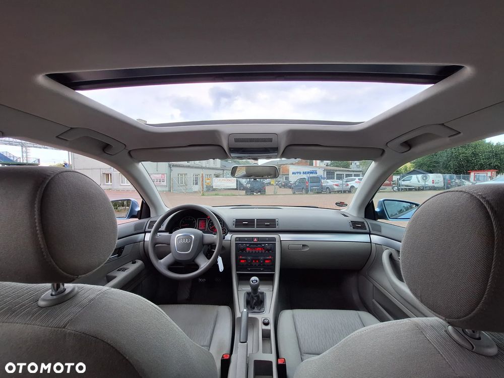 Audi A4 Limousine - 27