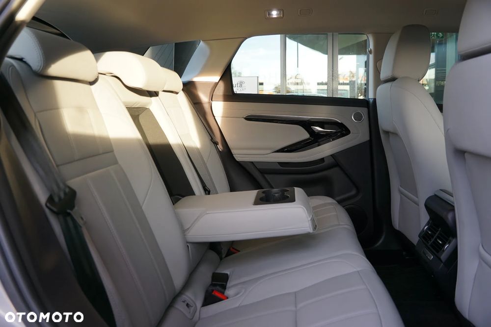 Land Rover Range Rover Evoque - 26