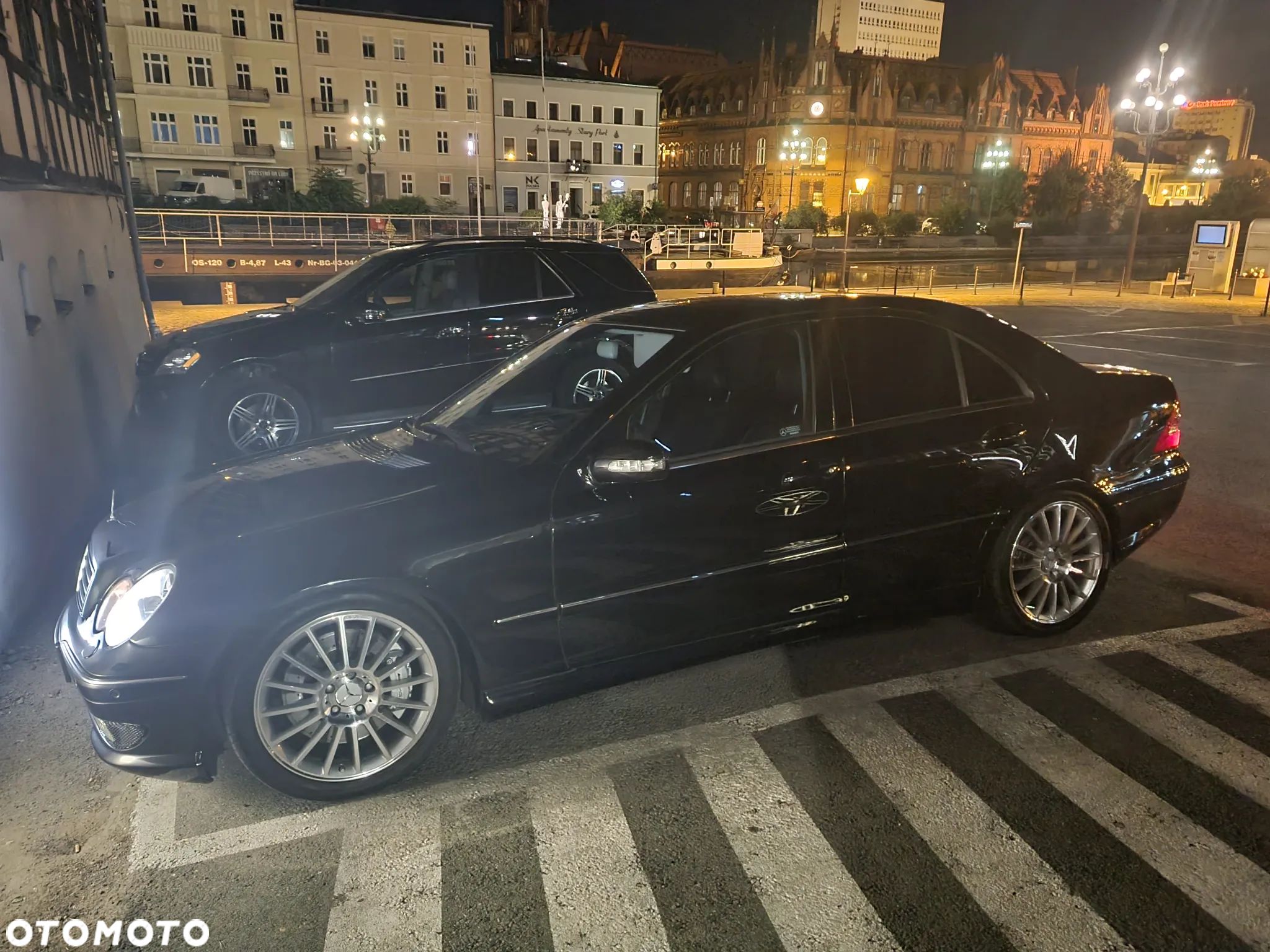 Mercedes-Benz Klasa C 32 T AMG - 1