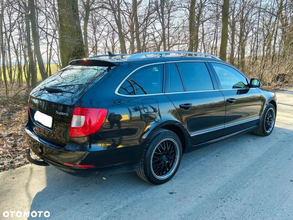 Skoda Superb 2.0 TDI PD Comfort - 4