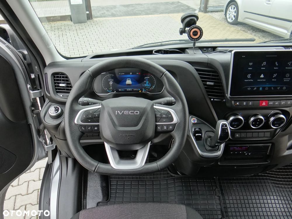 Iveco DAILY 35S-210-HiMATIC,AiR PRO,LEDY,NAVI, WEBASTO,SYPIALNIA LAMAX - 32
