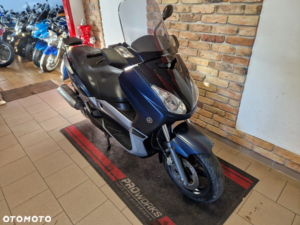 Yamaha X-max - 37