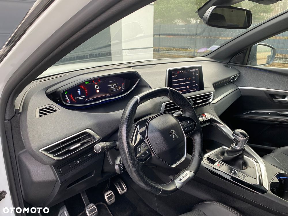 Peugeot 5008 - 12