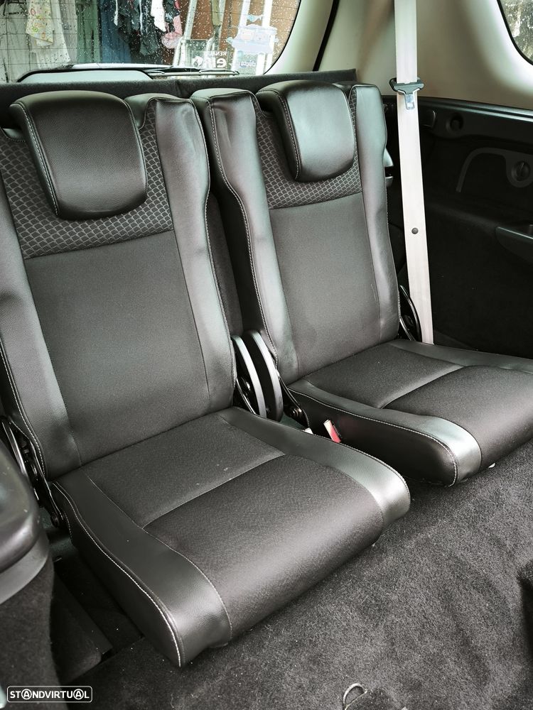 Renault Grand Scénic 1.6 dCi Bose Edition SS - 23