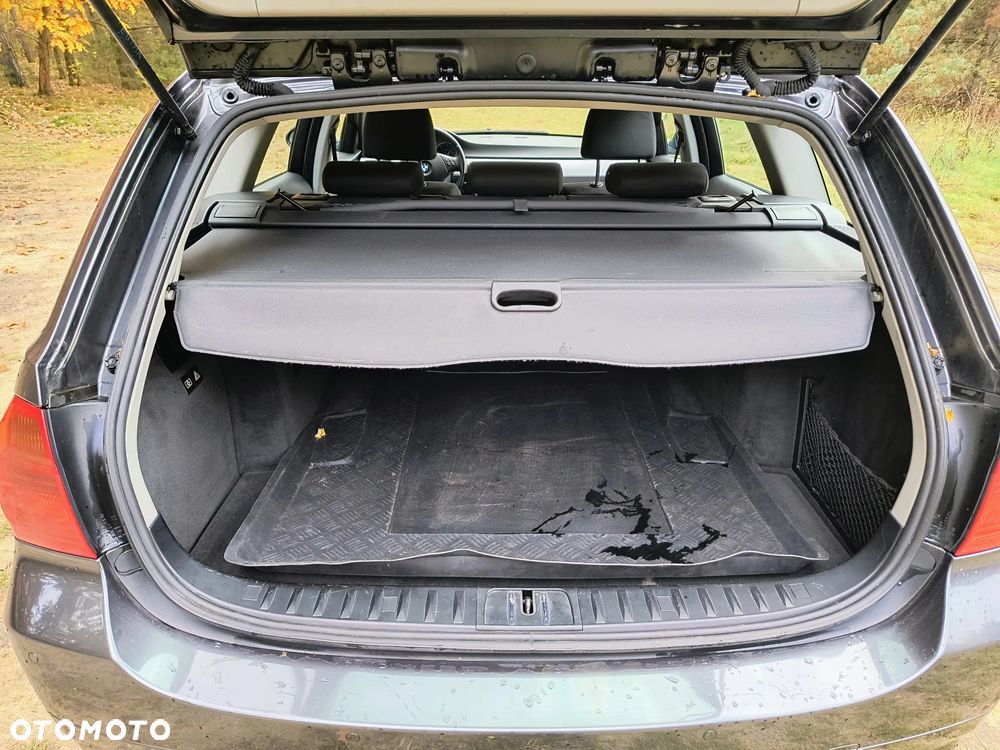 BMW Seria 3 - 23