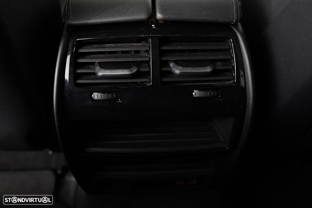 BMW 520 d Pack Desportivo M Auto - 24