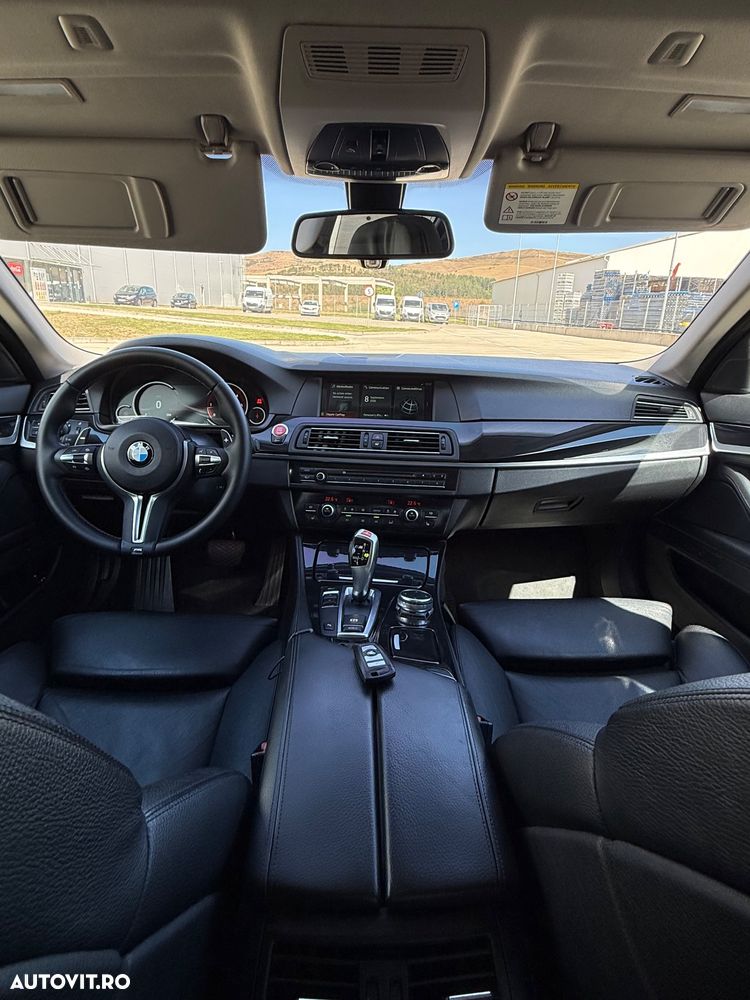 BMW Seria 5 525d Aut. - 13
