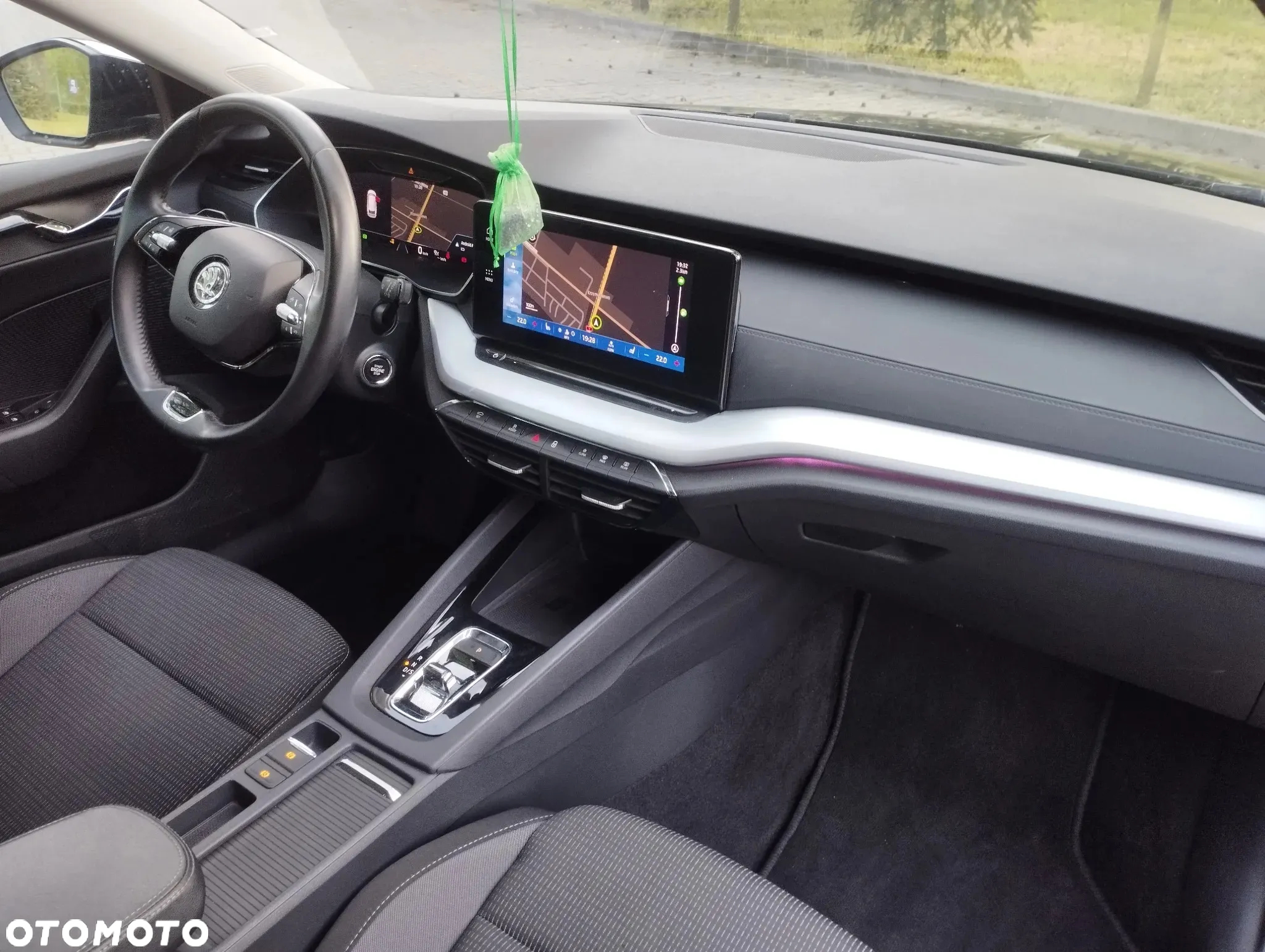 Skoda Octavia 2.0 TDI DSG Ambition - 7