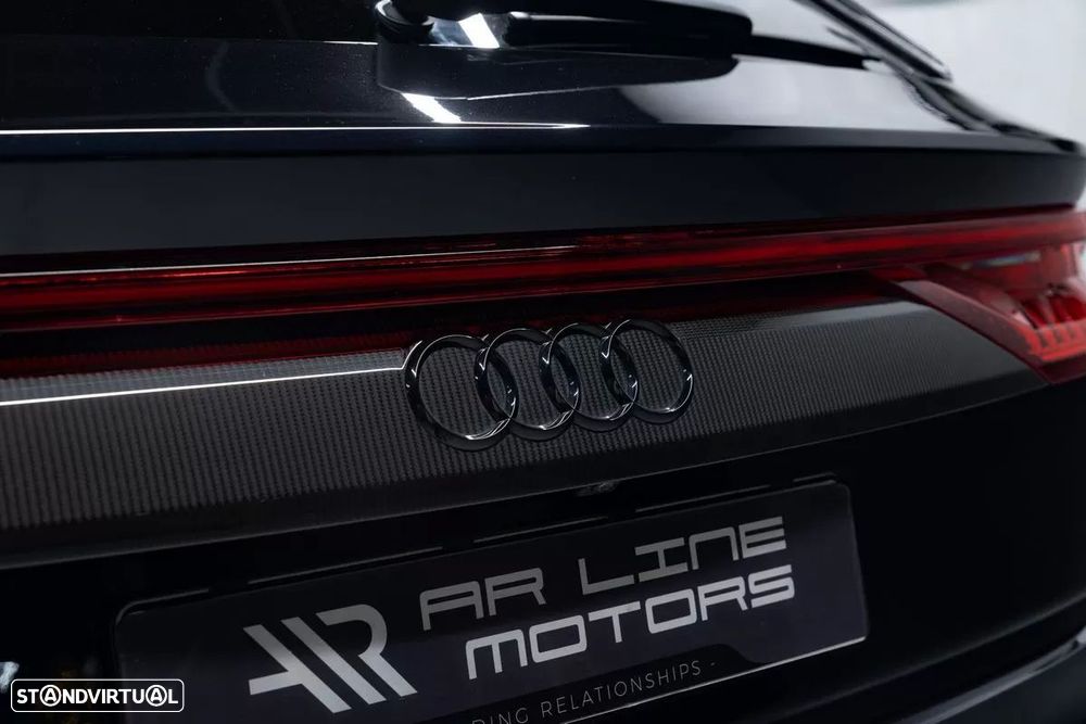 Audi RS Q8 4.0 TFSI quattro Tiptronic - 13