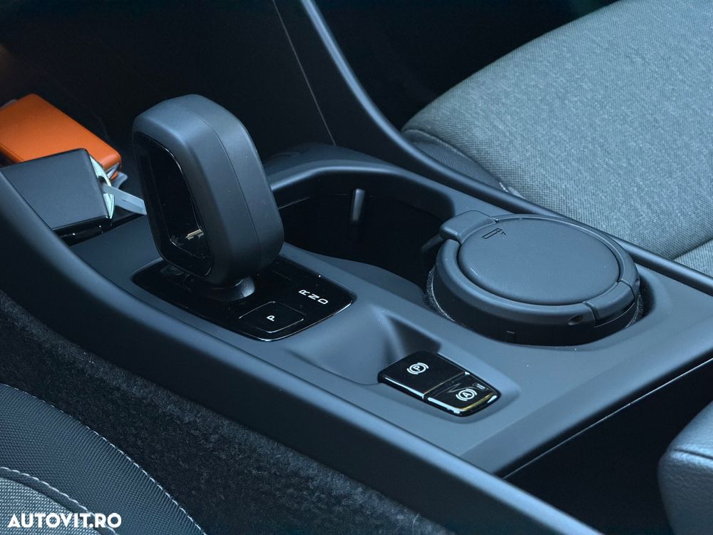 Volvo XC 40 B3 AT FWD MHEV Core - 7