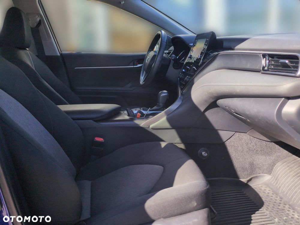 Toyota Camry 2.5 Hybrid Comfort CVT - 9