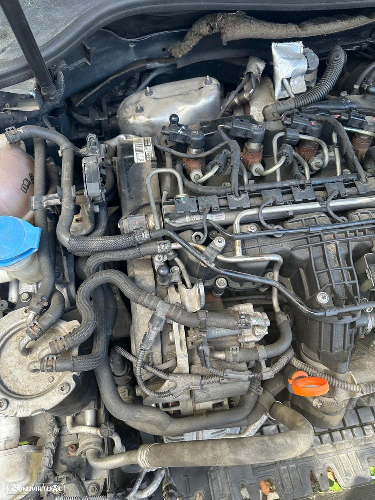 VW Golf Variant 1.6 TDi Confortline - 9