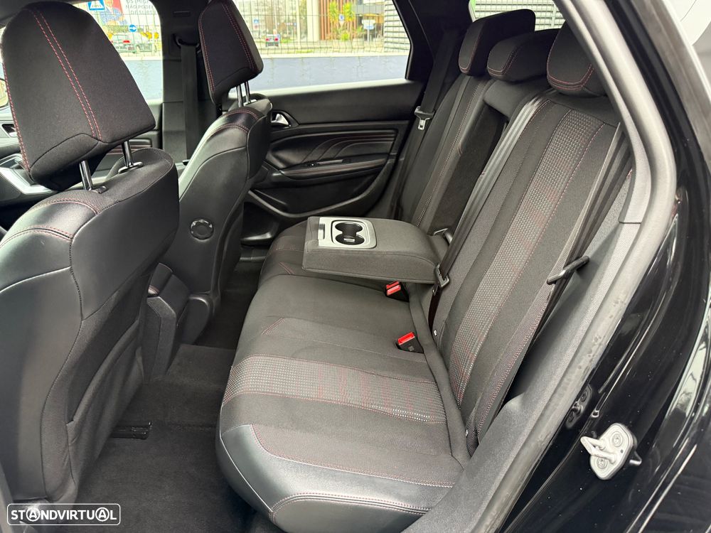 Peugeot 308 SW BlueHDi 130 EAT8 Stop & Start GT - 48