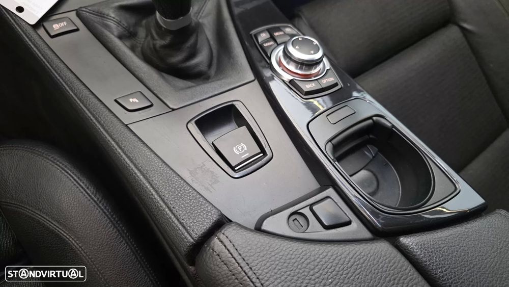 BMW 520 d Pack M - 46