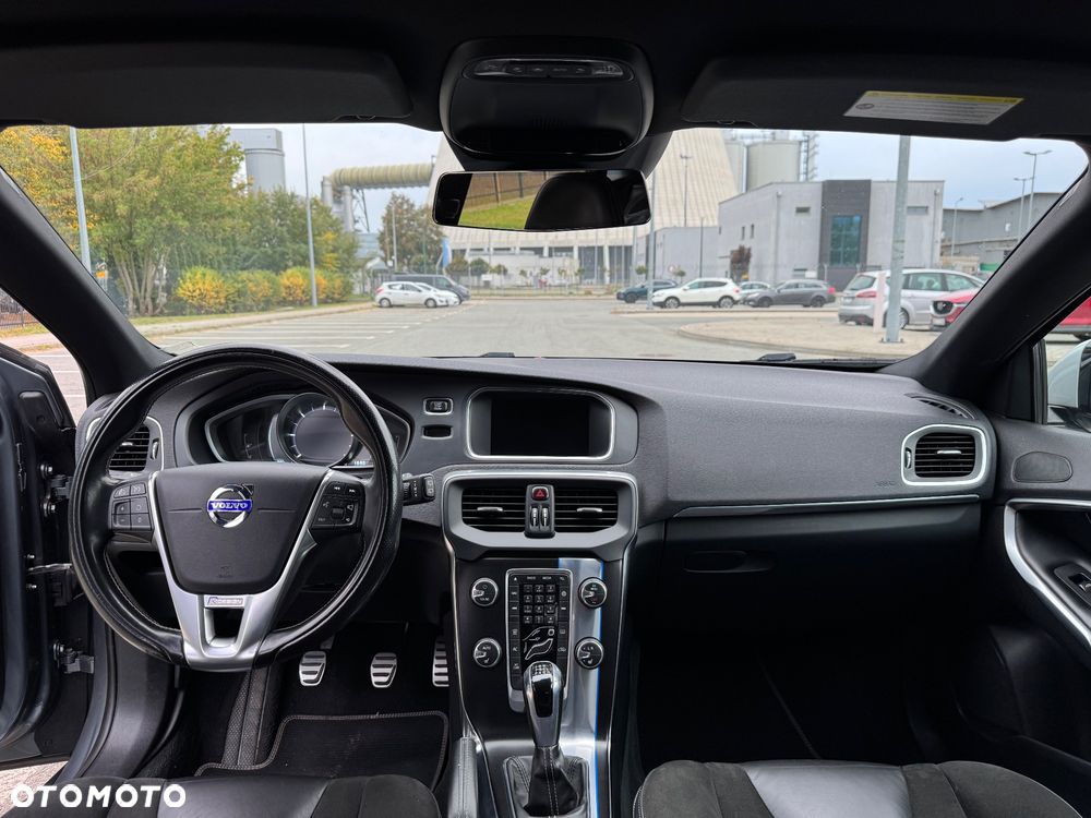 Volvo V40 - 9