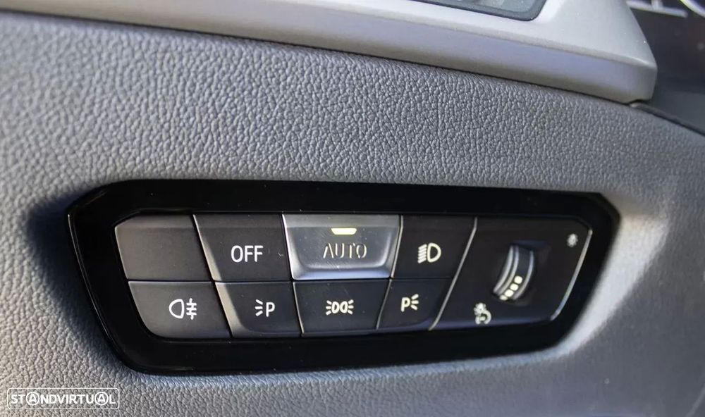 BMW 318 d Aut. Advantage - 33
