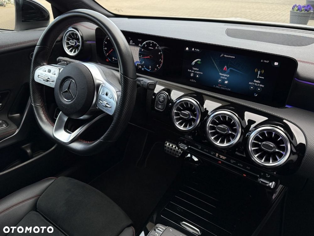 Mercedes-Benz CLA 200 AMG Line 7G-DCT - 27