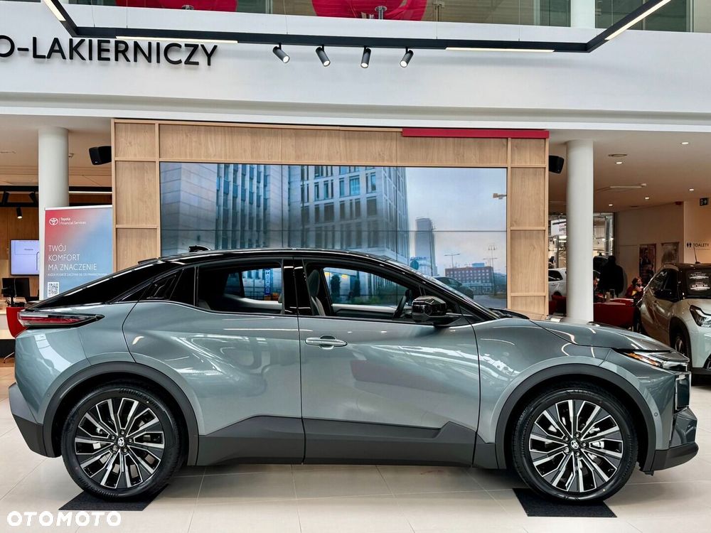 Toyota C-HR+ - 4