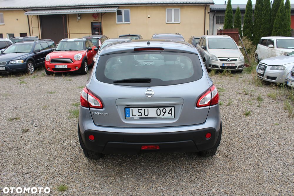 Nissan Qashqai - 14