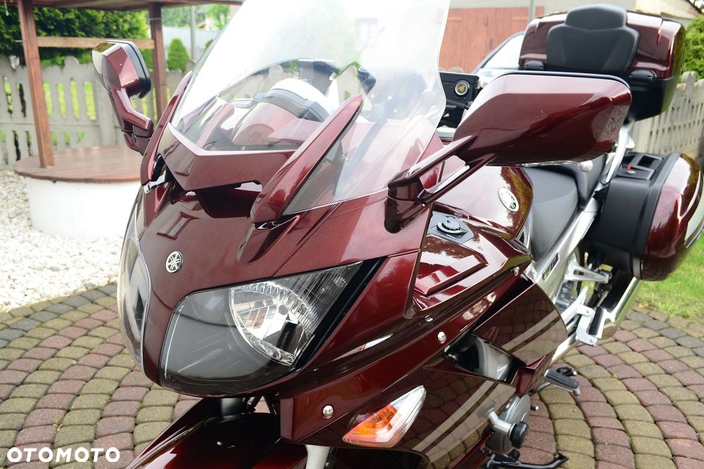 Yamaha FJR - 32