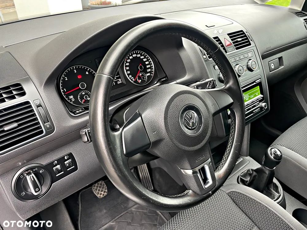 Volkswagen Touran 1.6 TDI DPF BlueMotion Technology Comfortline - 18