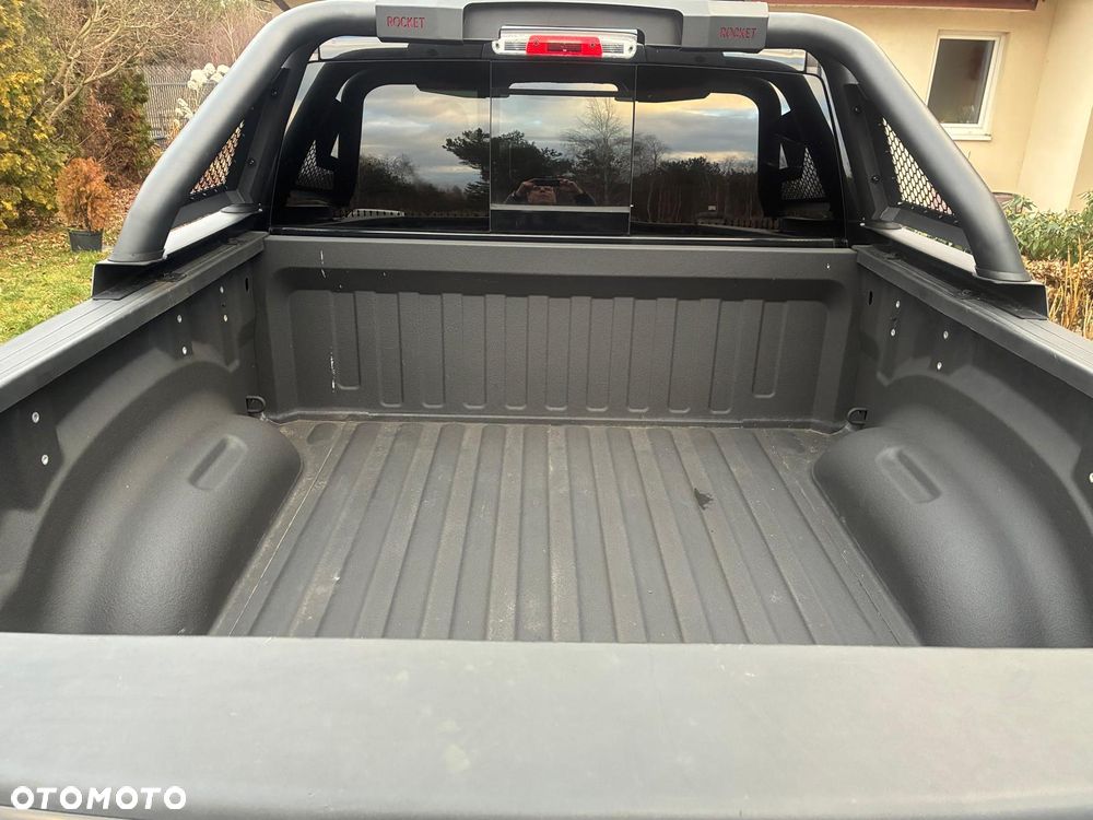 RAM 1500 5.7 Crew Cab Shortbed Bighorn Black - 23