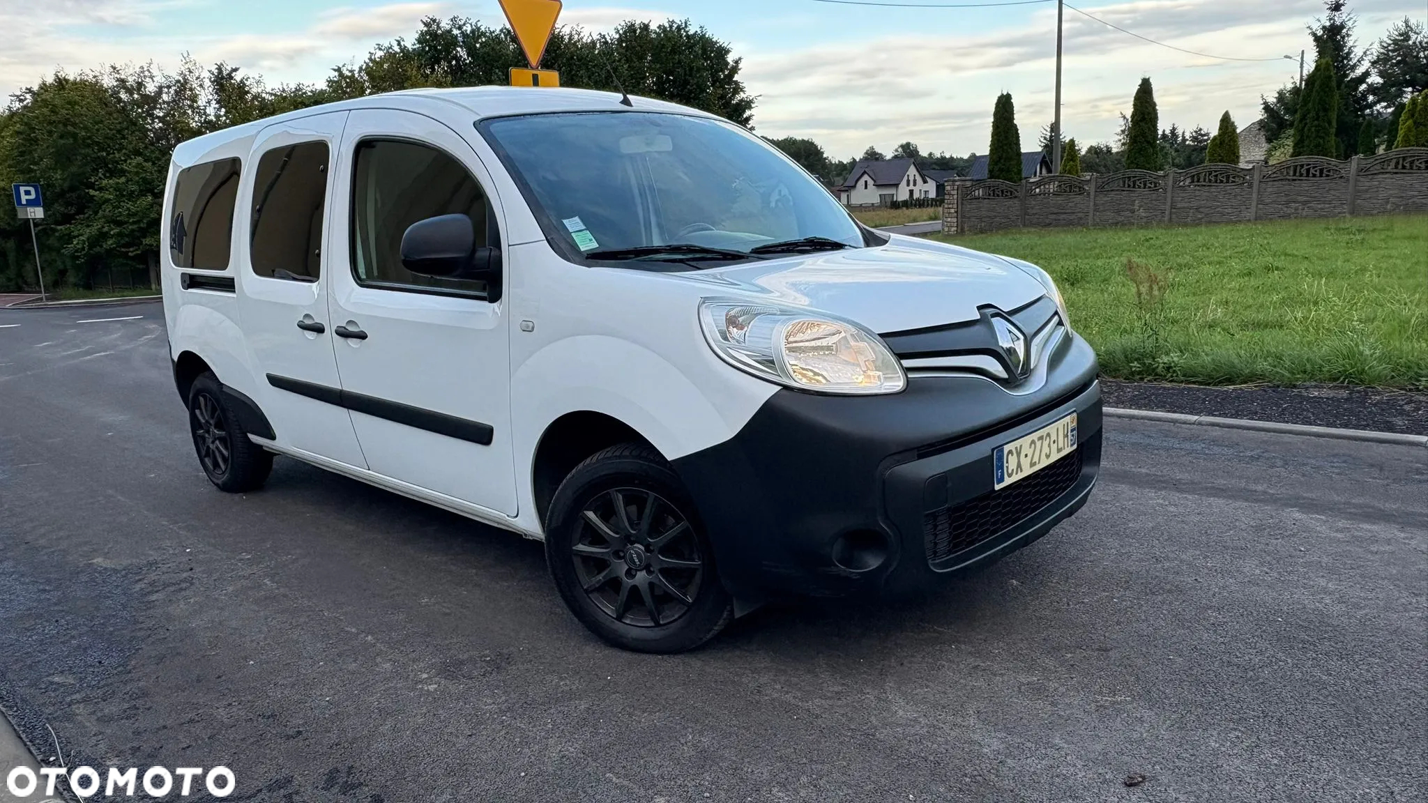 Renault Kangoo ENERGY dCi 90 FAP Start & Stop Expression - 2