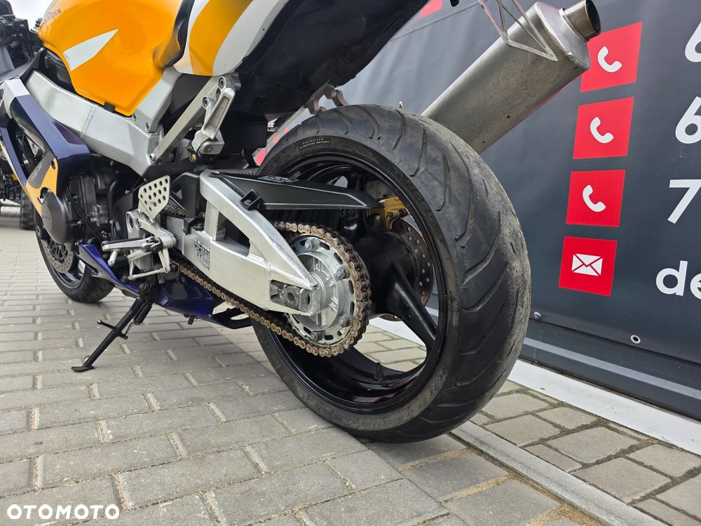 Honda CBR - 7