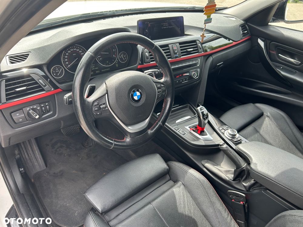 BMW Seria 3 330d Sport Line - 6