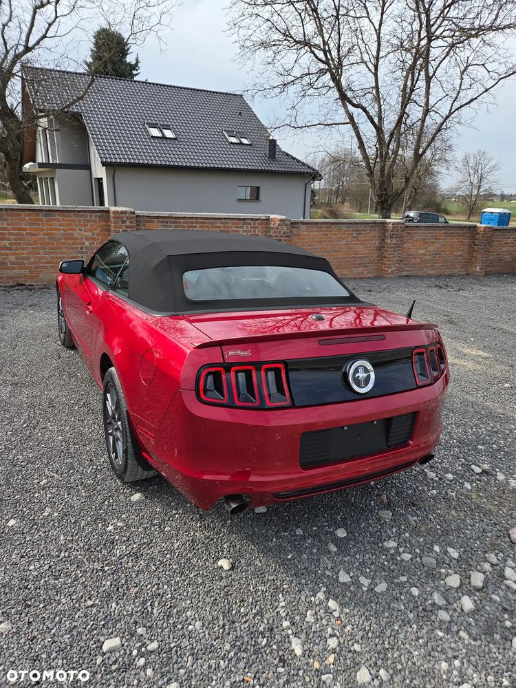 Ford Mustang 3.7 V6 Premium - 17