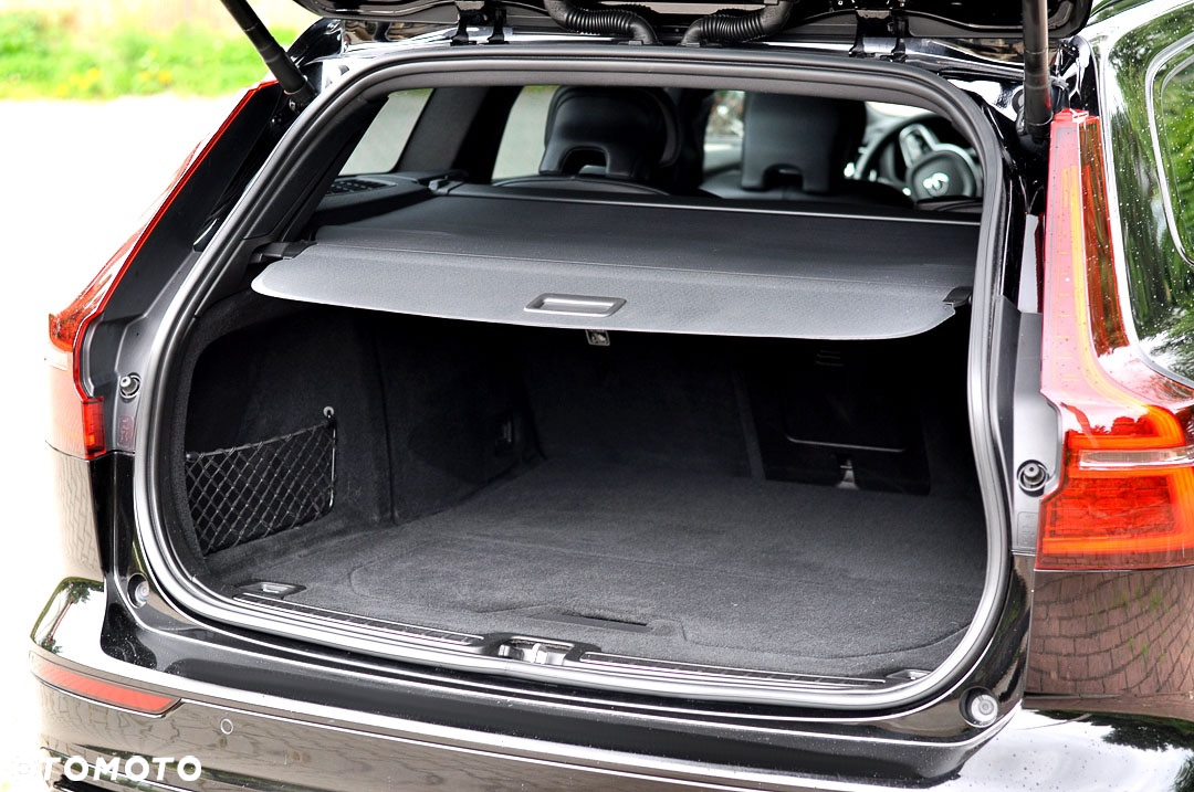 Volvo V60 B4 D Geartronic RDesign - 19