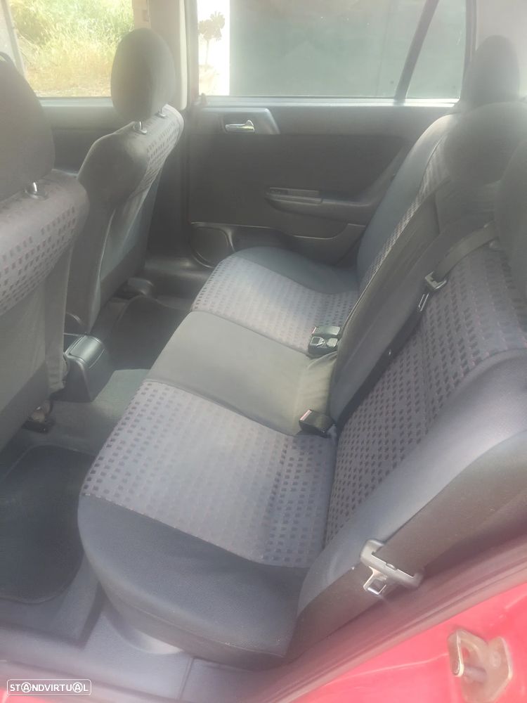 Opel Astra Caravan 1.4i 16V - 14