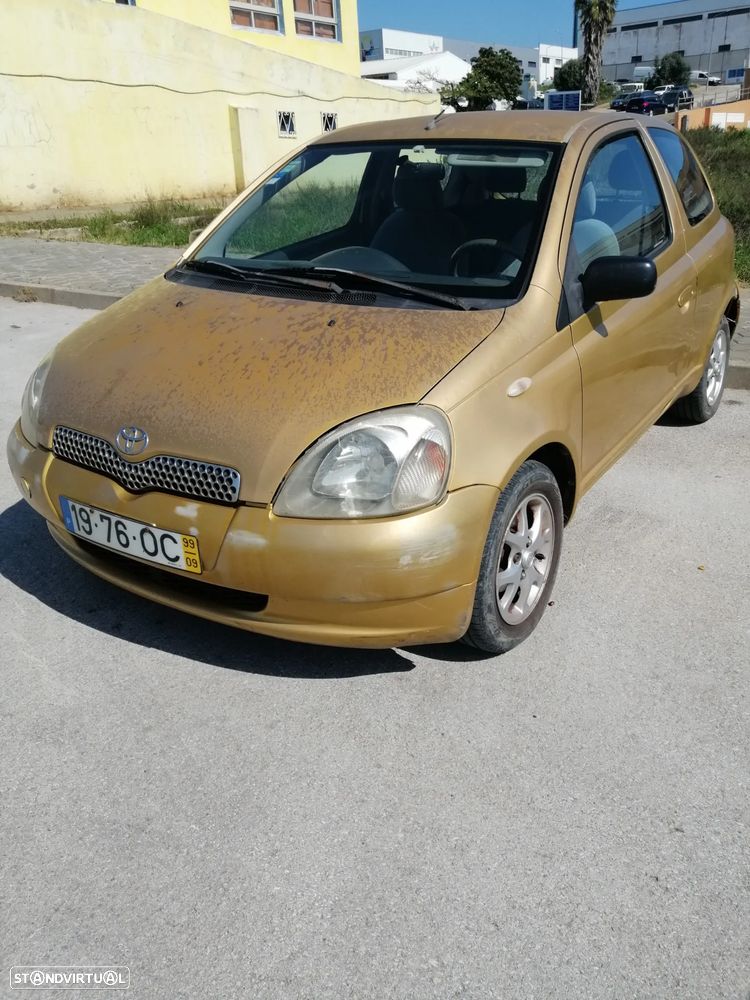Toyota Yaris 1.0 Base - 11