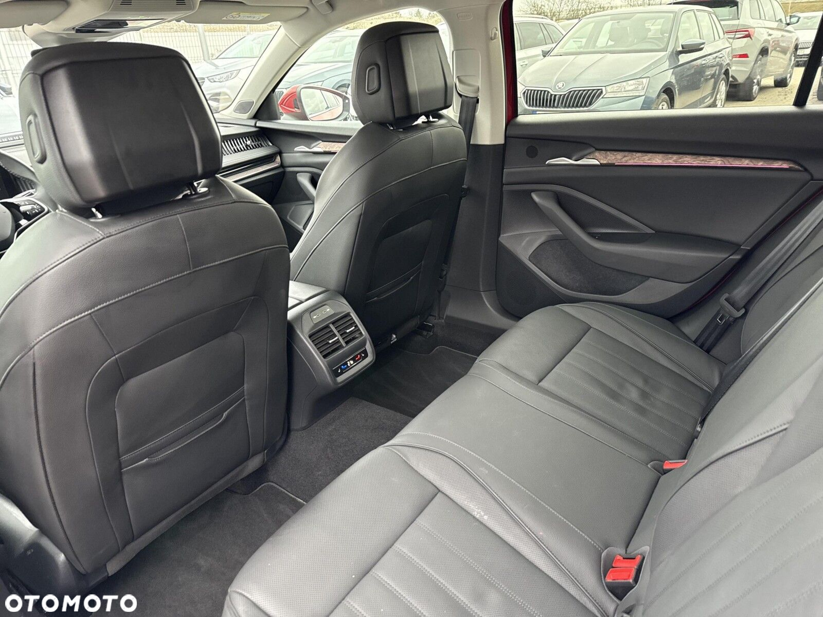 Skoda Superb 2.0 TDI SCR 4x4 L&K DSG - 27