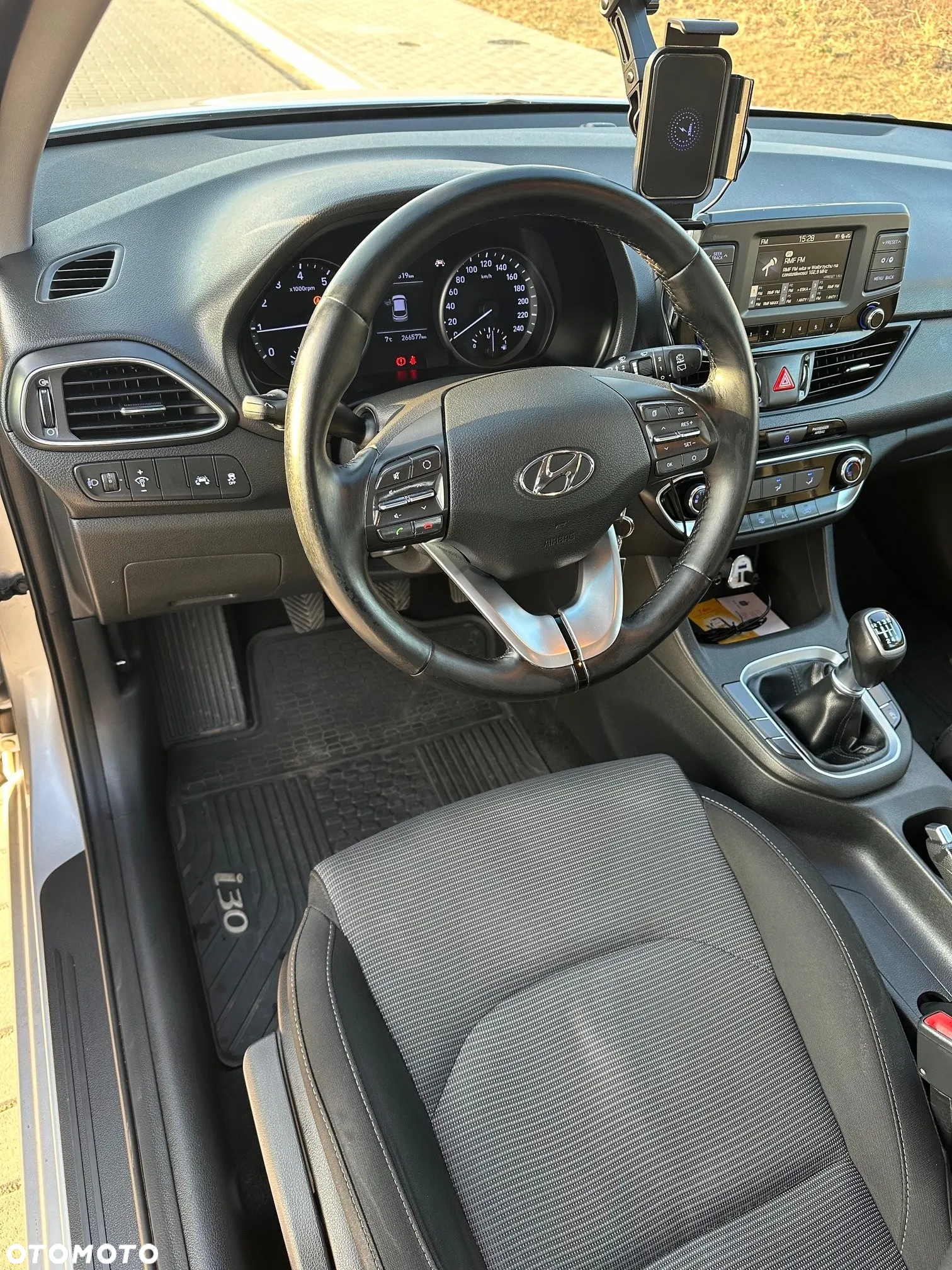 Hyundai i30 1.4 Classic + - 8