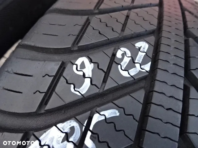 195/60/R16 89H GOODYEAR VECTOR 4 SEASON - 9