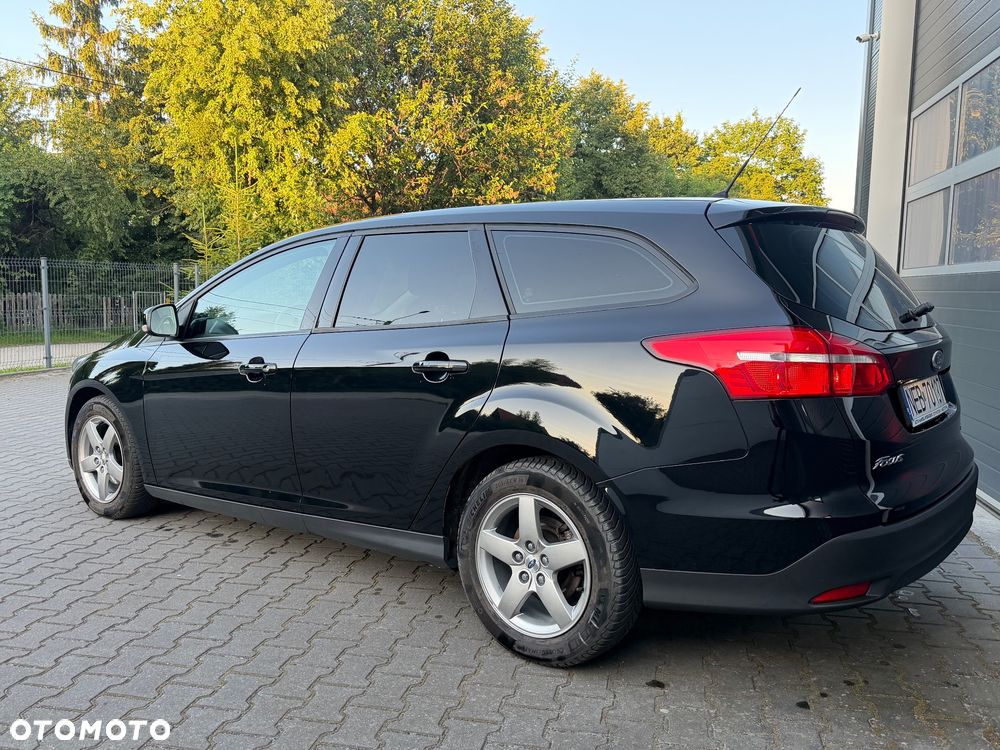 Ford Focus 1.0 EcoBoost Start-Stopp-System ACTIVE STYLE - 4