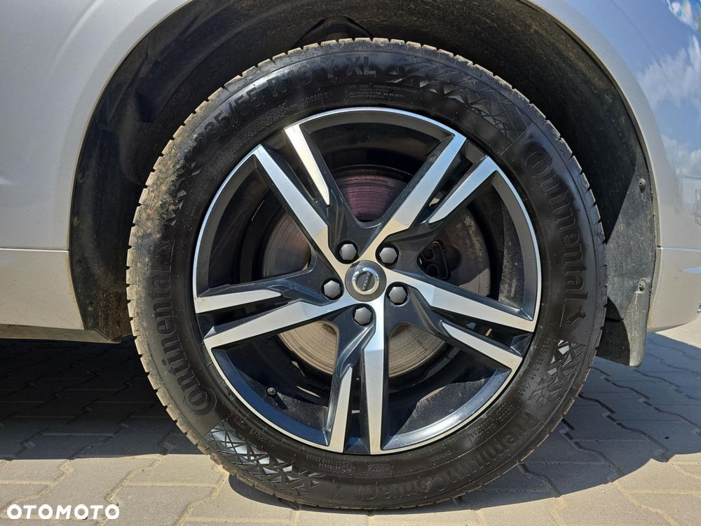 Volvo XC 60 B4 D AWD R-Design - 9