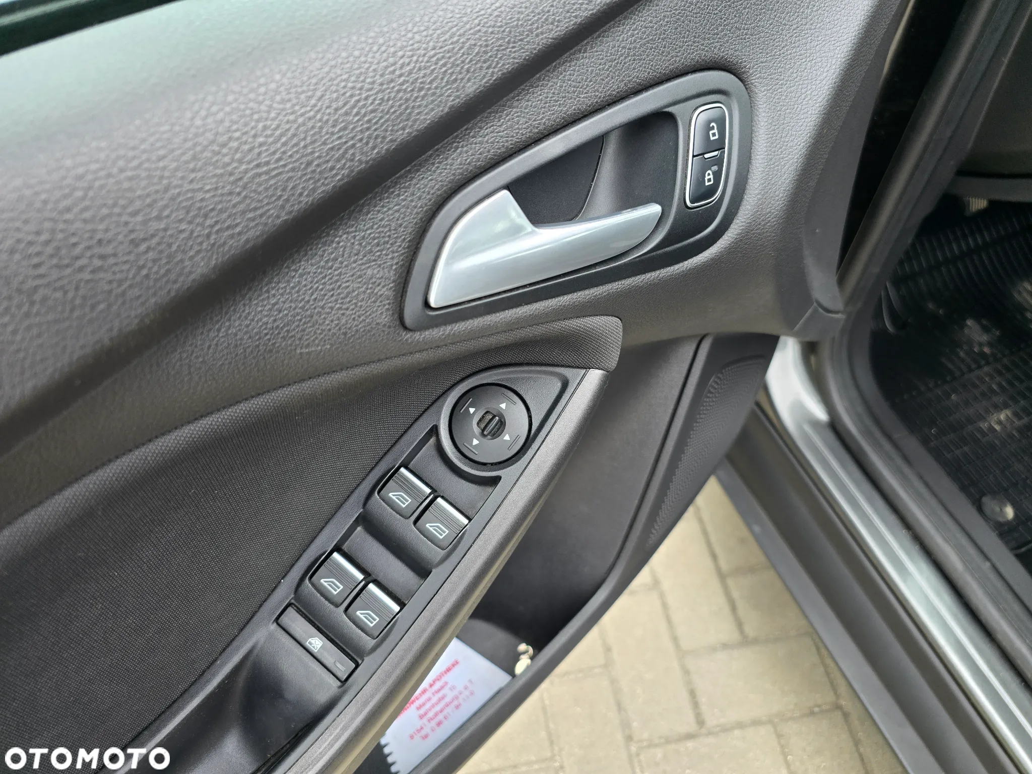 Ford Focus - 23