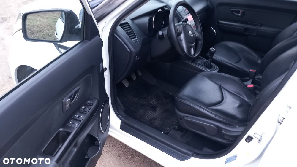 Kia Soul 1.6 CRDI White Collection - 6