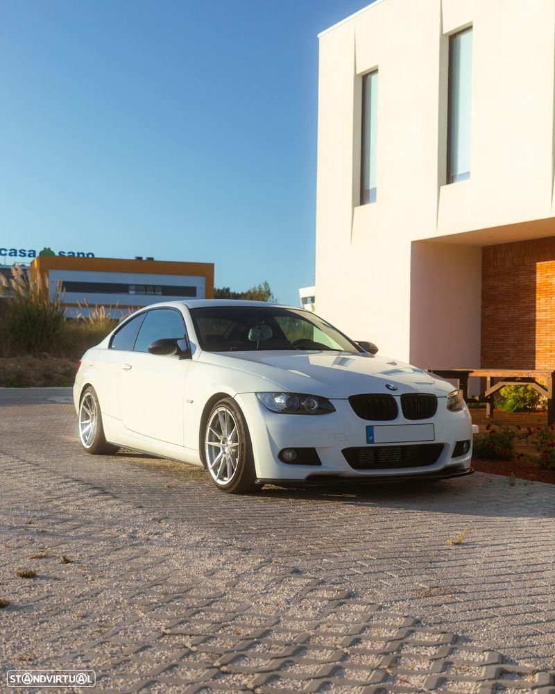 BMW 320 d Coupe - 1