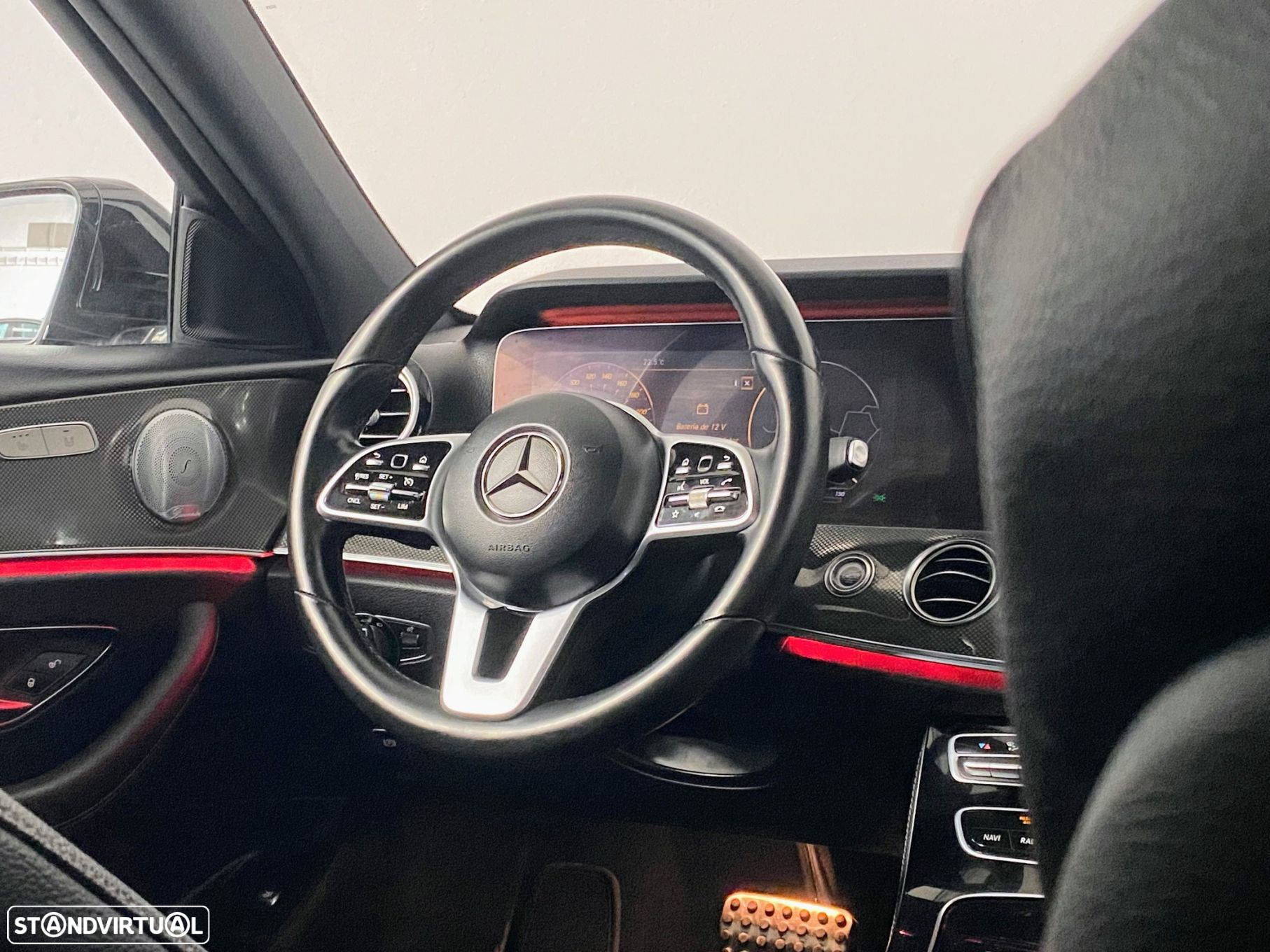 Mercedes-Benz E 220 d 4-Matic All Terrain Avantgarde - 16