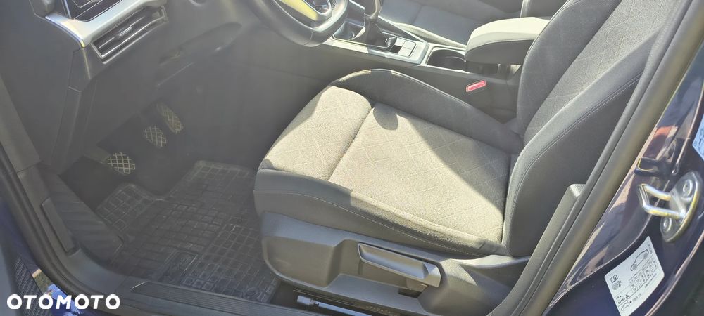 Volkswagen Golf 1.5 TSI EVO Life - 27