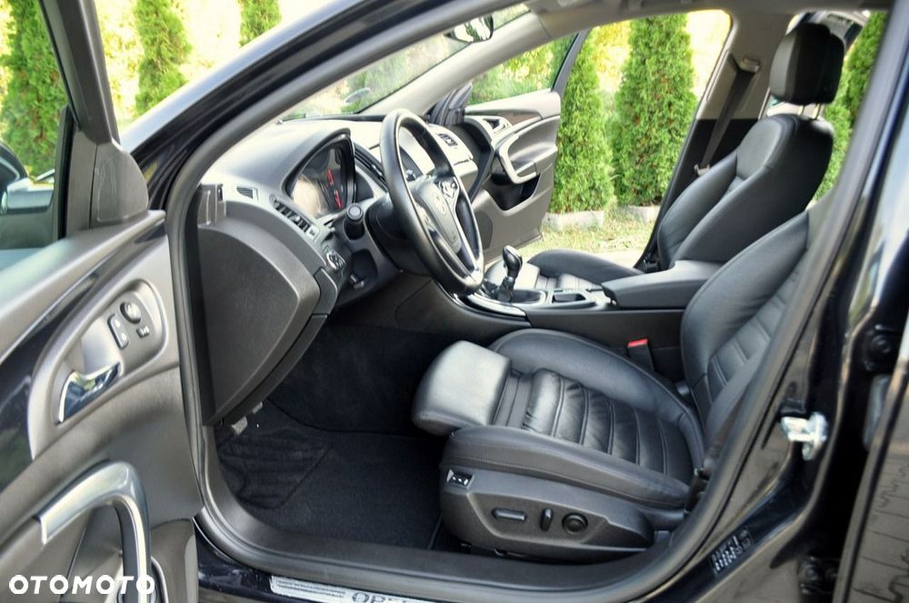Opel Insignia - 22