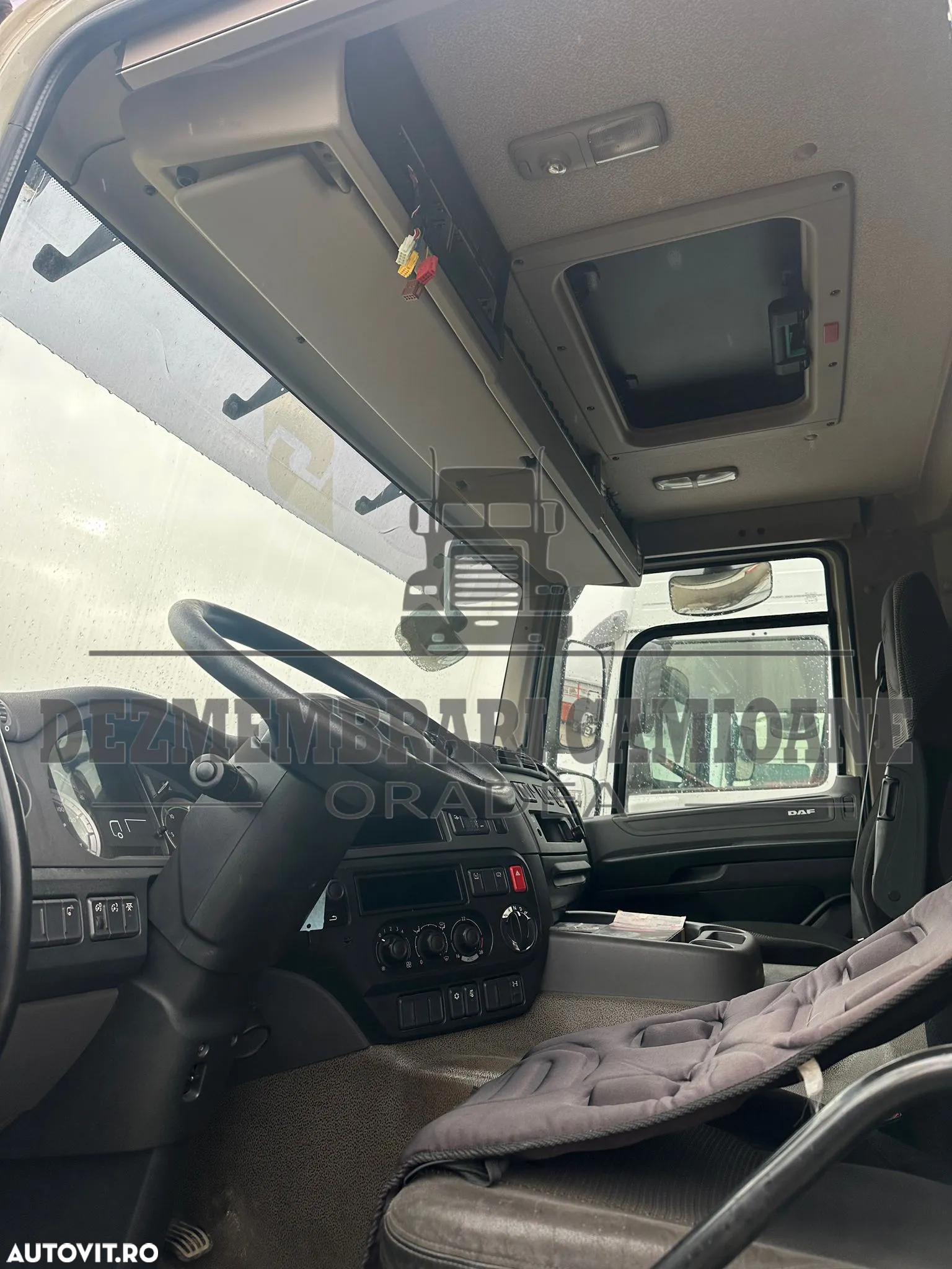 CABINA DE ZI DAF CF - 4